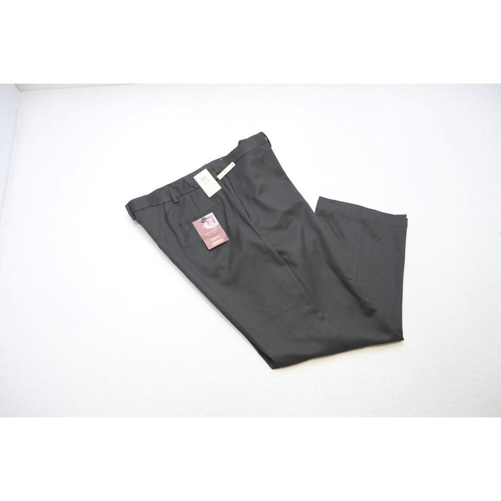Haggar Dress Pants Classic Fit Black Microfiber Flat Mens Sz 44 x 30 NWT